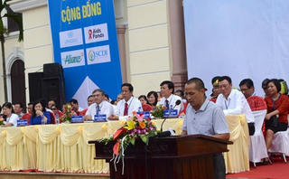 Khi nao núng, cộng đồng luôn ở bên