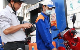 Xăng giảm giá mạnh lần thứ 2 liên tiếp