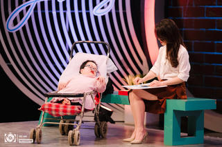 Nghị lực phi thường của cô gái xương thủy tinh