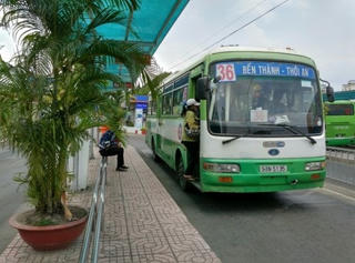 Dời trạm trung chuyển xe buýt Bến Thành chuyển về đường Hàm Nghi