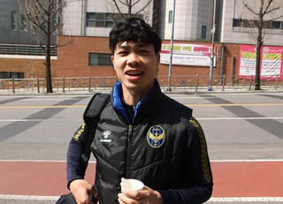 Báo Hàn Quốc: 'Công Phượng sẽ có tương lai hứa hẹn ở Incheon United'