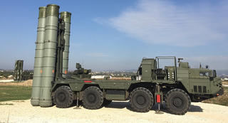 Nga đảm bảo phòng thủ Moskva bằng 5 trung đoàn S-400