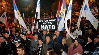 Biểu tình rầm rộ ở Montenegro phản đối gia nhập NATO