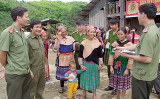 Vẫn phức tạp nạn buôn, bán người
