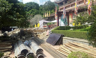 Không được thờ tự tại Nhà Văn hóa truyền thống của Công ty Tùng Lâm