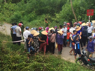 Nữ giám thị bị siết cổ, vứt xuống sông