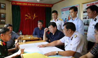 Khẩn trương tìm kiếm các thành viên phi hành đoàn trên máy bay casa 212