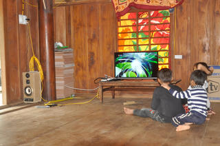 Đồng bào Vân Kiều vươn lên thoát nghèo