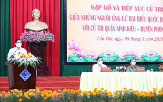 [ẢNH] Thủ tướng Phạm Minh Chính tiếp xúc cử tri tại Cần Thơ