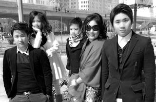 Nhà thơ Đoàn Ngọc Thu: Mẹ chồng nhí nhố nhất 'Vịnh Bắc bộ'