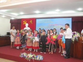 Tổng kết dự án 'Nghiên cứu thực hành giáo dục song ngữ trên cơ sở tiếng mẹ đẻ'