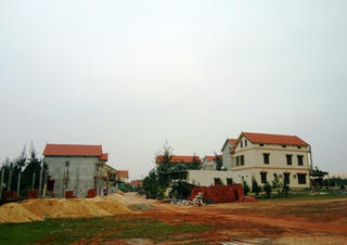 Làng triệu phú Nhân Quang