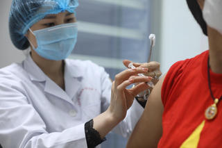 Hà Nội: Số ca mắc Covid-19 tăng vọt lên 1.357, 611 ca cộng đồng