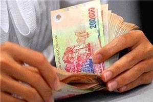 Bị kỷ luật khiển trách bao lâu mới được nâng lương?