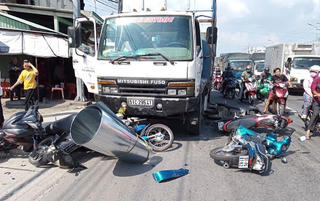 Chốt chặn trước quán nhậu, nhà hàng