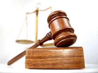 Không đấu thầu mà chỉ định thầu là đúng hay sai?