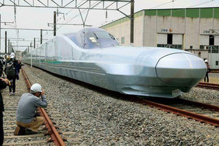 Nhật Bản thử nghiệm 'tàu viên đạn' vận tốc gần 400 km/h
