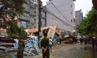 Bộ Xây dựng yêu cầu giám định vụ sập nhà làm 3 người chết