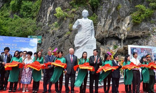 Quảng Ninh khánh thành tượng đài Anh hùng phi công vũ trụ Ghéc-man Ti-tốp