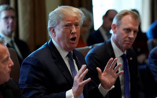 Ông Trump cảnh báo sắp thay hàng loạt quan chức trong nội các