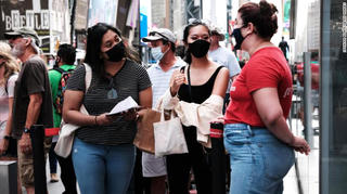 Thế giới vẫn chưa dứt tranh cãi về khẩu trang