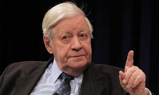 Cố Thủ tướng CHLB Đức Helmut Schmidt: Đã định thì làm bằng được