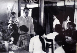 Kỷ niệm 110 năm Ngày sinh Tổng Bí thư Lê Duẩn (7/4/1907-7/4/2017): Sống với nhân dân