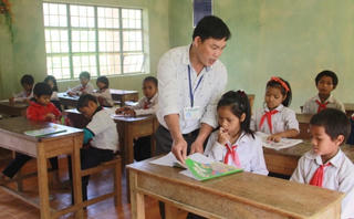 ‘Gieo chữ’ giữa đại ngàn Trường Sơn