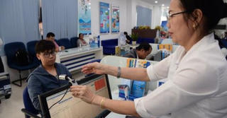 Công nhân ngóng thưởng Tết, doanh nghiệp thờ ơ
