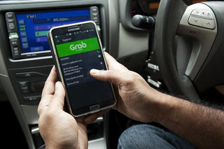 Tỉnh Khánh Hòa ‘cấm cửa’ Grab(?!)