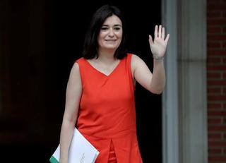 Bộ trưởng Y tế Tây Ban Nha từ chức do gian lận bằng cấp