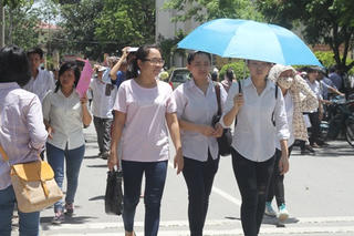 Công tác chấm thi THPT Quốc gia 2015: Môn Toán phổ điểm trung bình đạt từ 5 đến 7 điểm