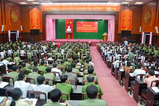 Sóc Trăng: Tập huấn tạm trú của người nước ngoài