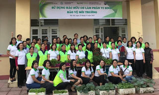 Sử dụng rác tái chế làm phân vi sinh