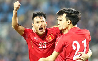 ĐT Việt Nam 'thiệt quân' trước AFF Cup