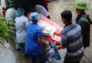 Sản phụ chết bất thường: Người nhà tố bệnh viện tắc trách