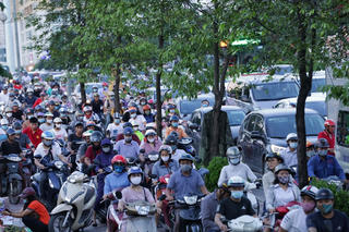 Phác đồ nào cho ‘bệnh’ ùn tắc?