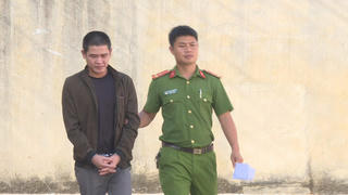 Đâm bạn trọng thương rồi lẩn trốn suốt 12 năm