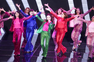 Yến Trang mang 'Mây Trắng' 'đại náo' Remix New Generation