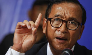 Campuchia cấm ông Sam Rainsy về nước