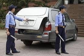 Yêu cầu trang bị công cụ hỗ trợ cho bảo vệ tại các ngân hàng