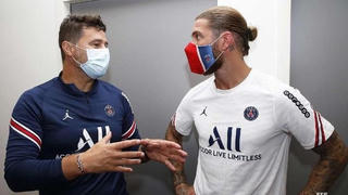 Rộ tin Ramos xây dựng ‘quyền lực đen’, phòng thay đồ PSG bắt đầu ‘nổi sóng’