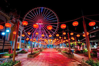 Asia Park- Tưng bừng chuẩn bị con đường đèn lồng kỷ lục