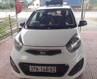 Tài xế taxi bị sát hại, vứt xác giữa quốc lộ