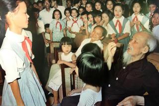 Nhà thơ Trần Đăng Khoa: Bác Hồ là đề tài rất lớn trong sáng tác của tôi