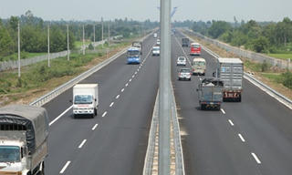 Siết đầu tư công