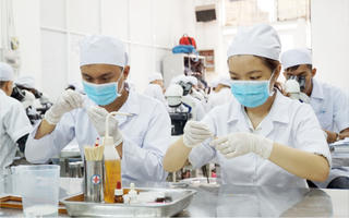 Tuyển sinh Trường ĐH Y Dược: Thí sinh tự do phải dự thi lại theo tổ hợp