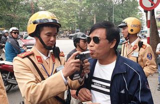 Luật Phòng, chống tác hại của rượu bia 2019 có hiệu lực: Nhiều người bị phạt nặng
