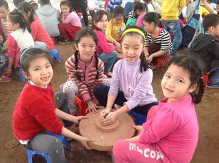 Em tập làm nghệ nhân