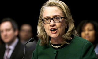 Hé lộ sự nghiệp của bà Clinton qua những bức thư điện tử
